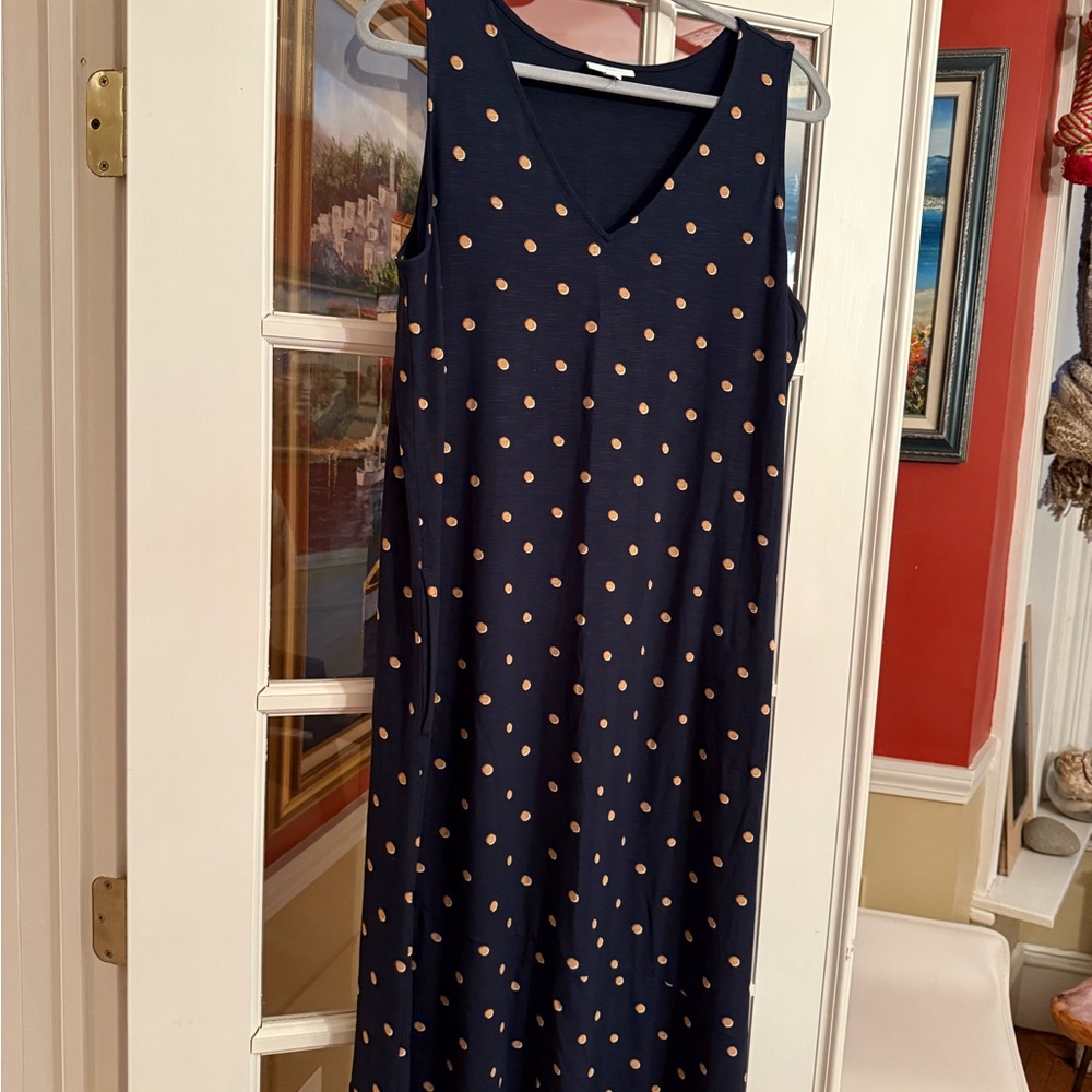 Polka Dot Sleeveless Navy Dress